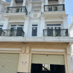 tuyển dụng