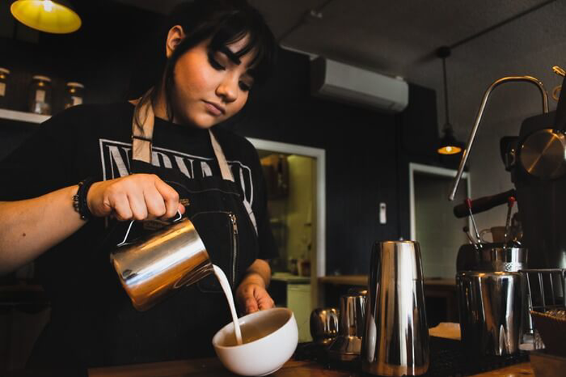 Việc làm part time: nhân viên phục vụ nói tiếng anh