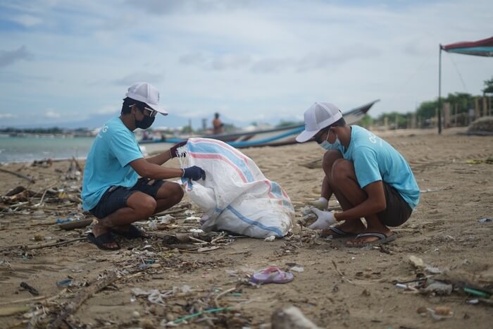 Sinh viên tốt nghiệp quản lý tài nguyên và môi trường có thể làm tại các tổ chức phi chính phủ về bảo vệ môi trường