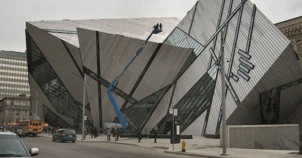 Bảo tàng Hoàng gia Ontario (ROM)